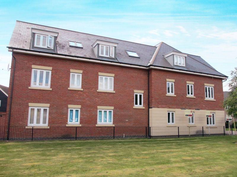 Bourneys Manor Close, Willingham, Cambridge 1 bed apartment £775 pcm