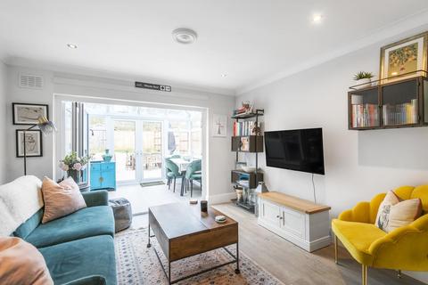 18a Beardell Street, London, SE19 1TP