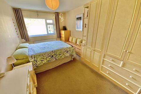 2 bedroom semi-detached bungalow for sale, Cox Avenue, Muscliff, Bournemouth