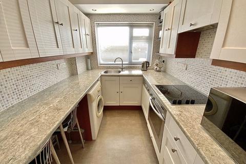 74 Cox Avenue, Bournemouth, BH9 3LS