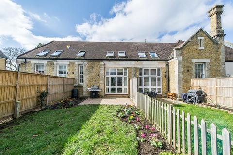 4a Murray Drive, Stone, DA2 6FS