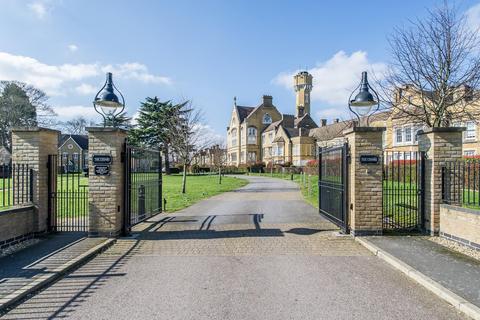 4a Murray Drive, Stone, DA2 6FS