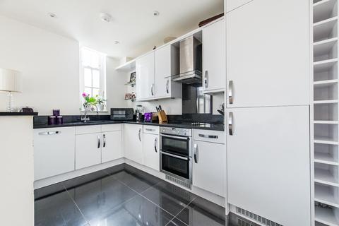 4a Murray Drive, Stone, DA2 6FS