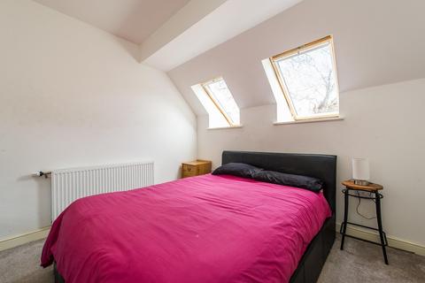 4a Murray Drive, Stone, DA2 6FS