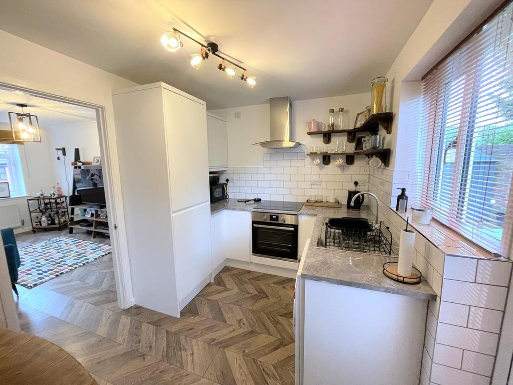 Nuneaton Drive, Hemlington, Middlesbrough 2 bed semidetached house £
