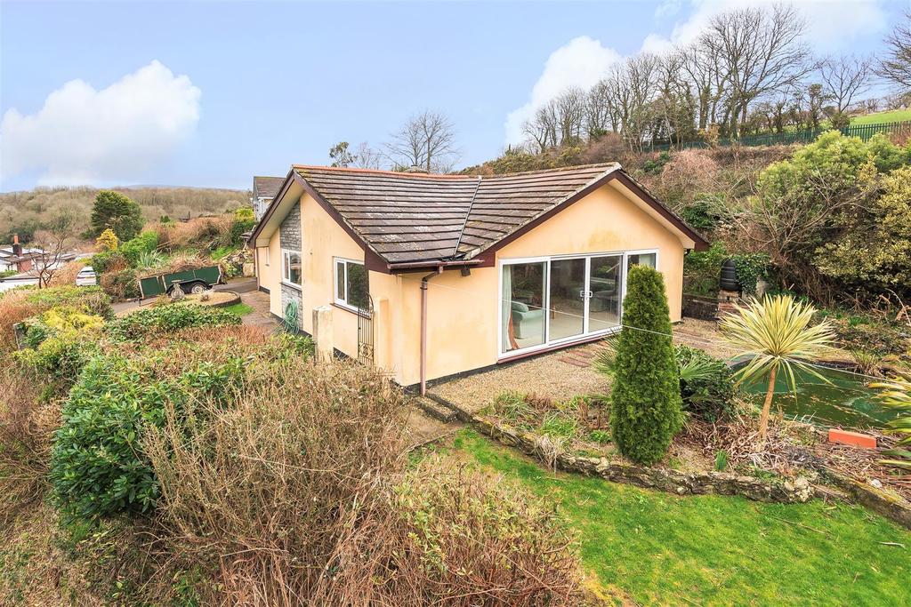 Snappers Lane, Coombe, St. Austell 3 bed bungalow £325,000