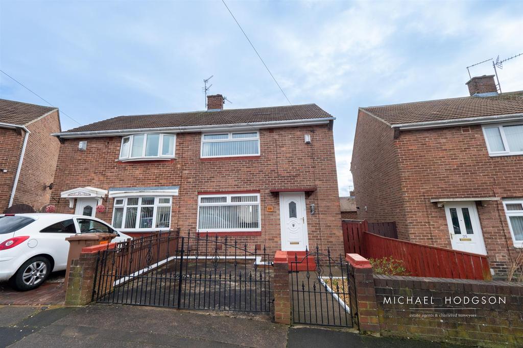 Andrew Road, Farringdon, Sunderland 2 bed semidetached house £99,950