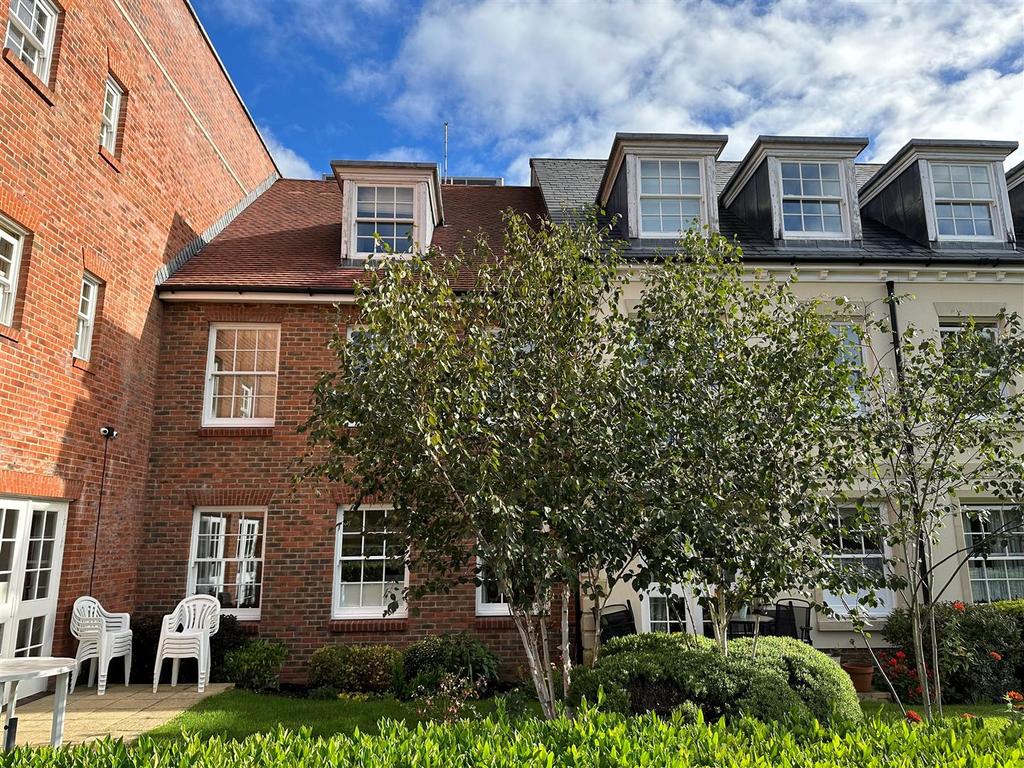 Longbridge, Farnham 1 bed retirement property for sale £295,000