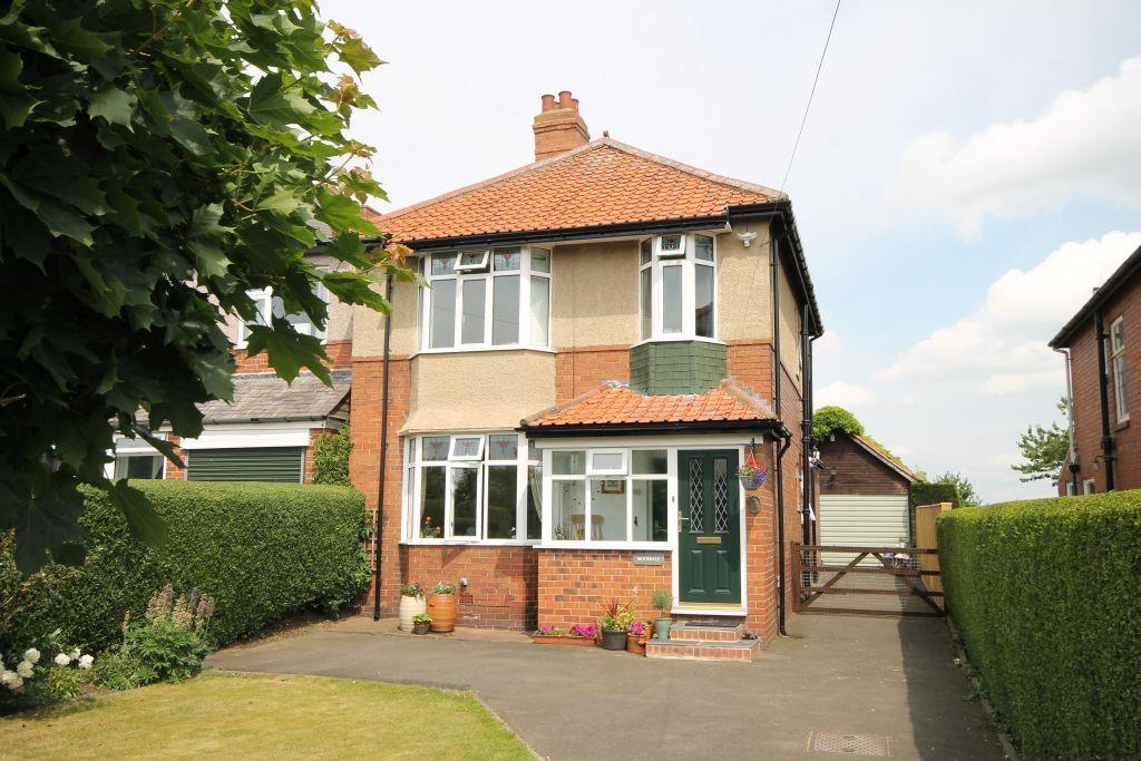 Hexham Road, HeddonontheWall... 3 bed detached house £340,000