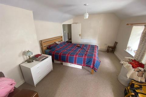 2 Fore Street, Tregony, Truro, TR2 5RN