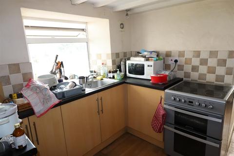 2 Fore Street, Tregony, Truro, TR2 5RN