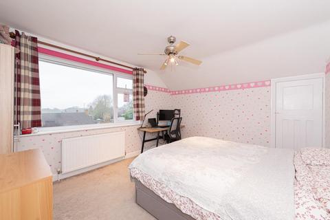10 The Crescent, Epsom, KT18 7LL