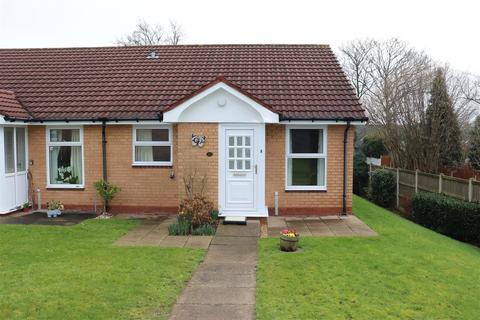 2 bedroom bungalow for sale - Twyford Close, Aldridge