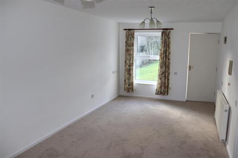 2 bedroom bungalow for sale - Twyford Close, Aldridge