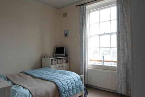 1 bedroom flat to rent, Cedar Court, East Sheen, SW14