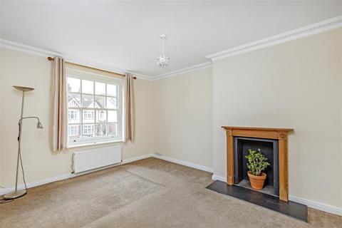 1 bedroom flat to rent, Cedar Court, East Sheen, SW14