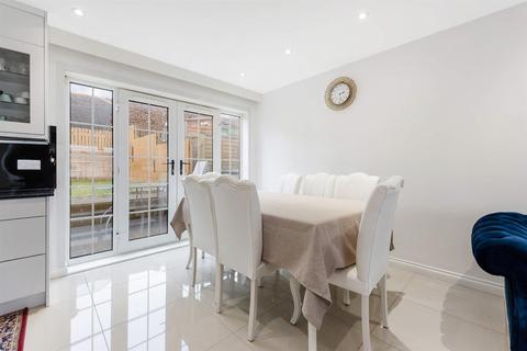 28 Birrell Drive, Dunfermline, KY11 8DW