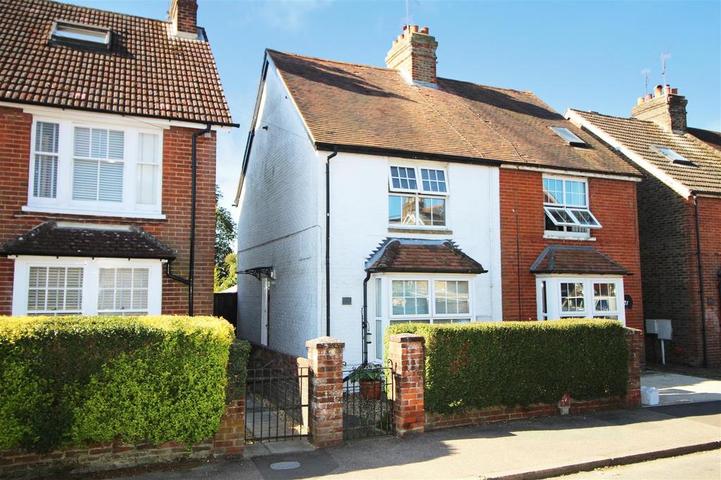 Swindon Road, Horsham 2 bed semidetached house £435,000