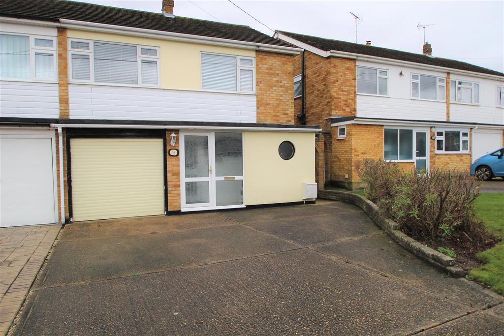 Clarence Road, Rayleigh 3 bed semidetached house £475,000