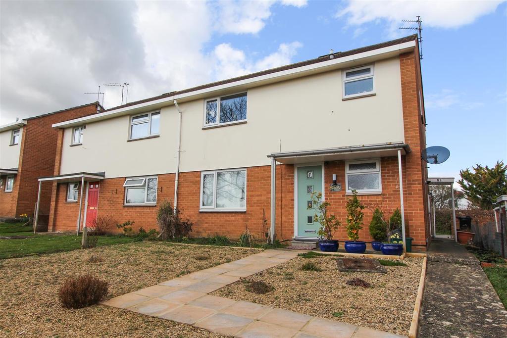 St. Clements Road, Keynsham, Bristol 1 bed flat £200,000