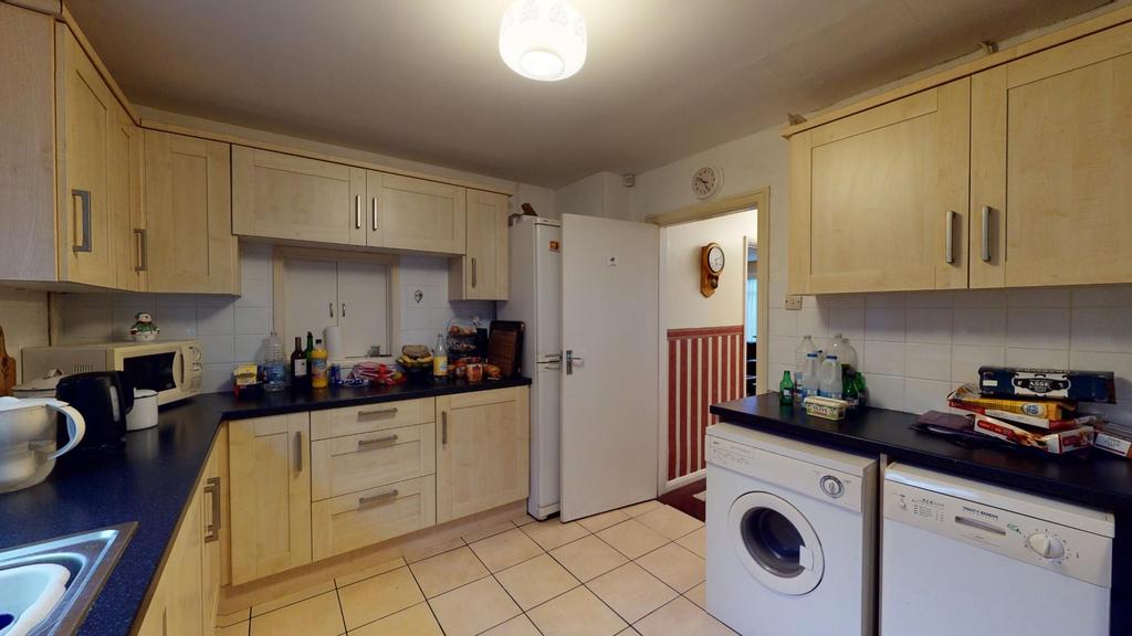 Devonshire Gardens, Margate 3 bed detached house £600,000