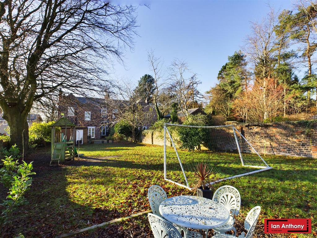 Rear garden
