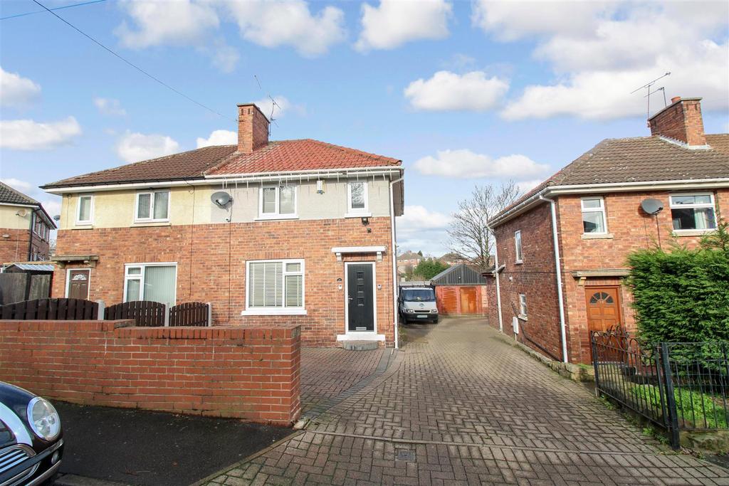 Goldsmith Drive, Herringthorpe, Rotherham 3 bed semidetached house for