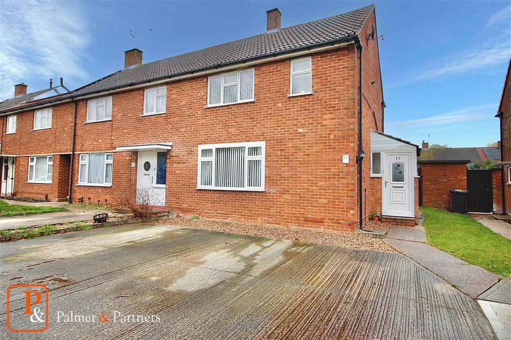 Chantry Green, Ipswich 3 bed end of terrace house £260,000
