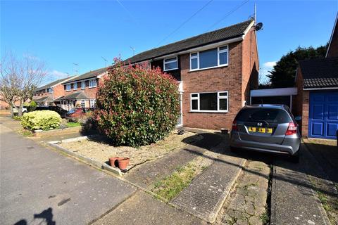 13 Stenning Avenue, Linford, Stanford-le-hope, SS17 0RP