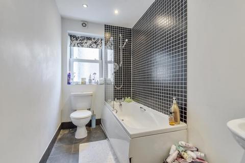 Flat 4, Carlyon Temple Drive, Llandrindod Wells, LD1 5LU