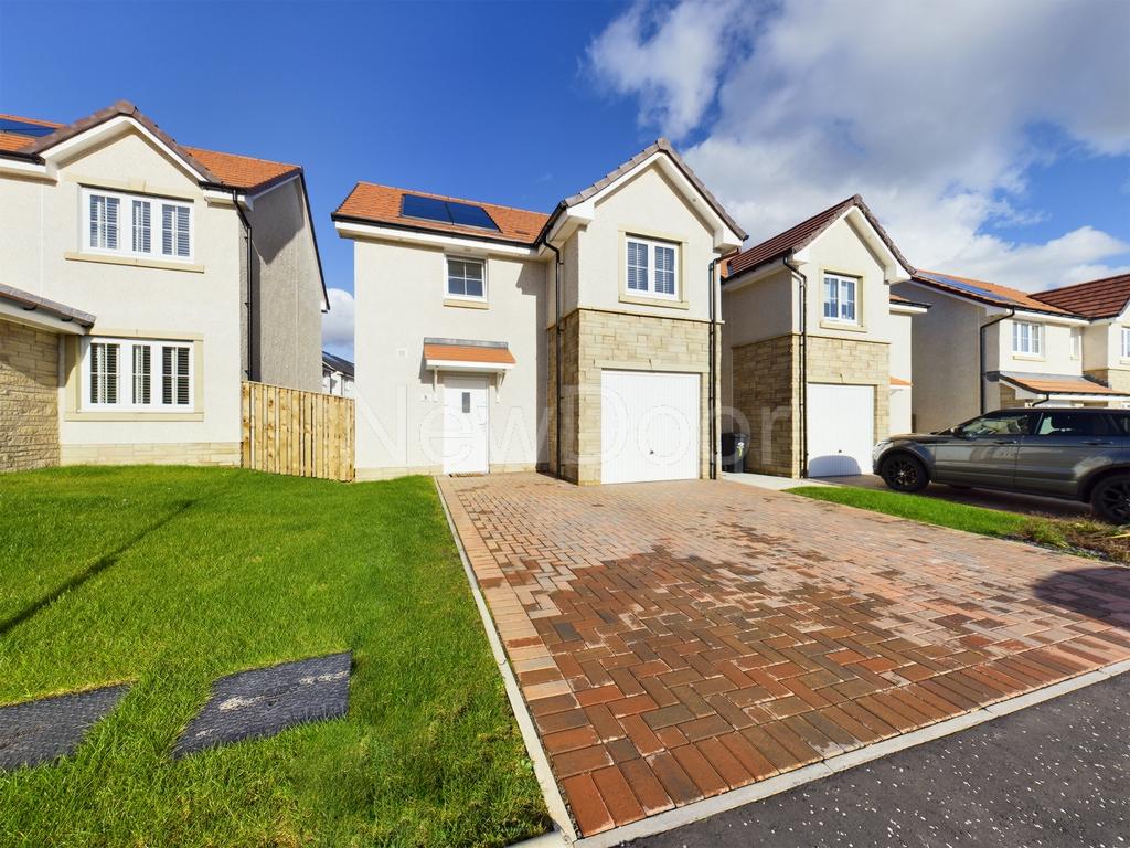 Ullapool Grove, PA7 3 bed detached house £250,000