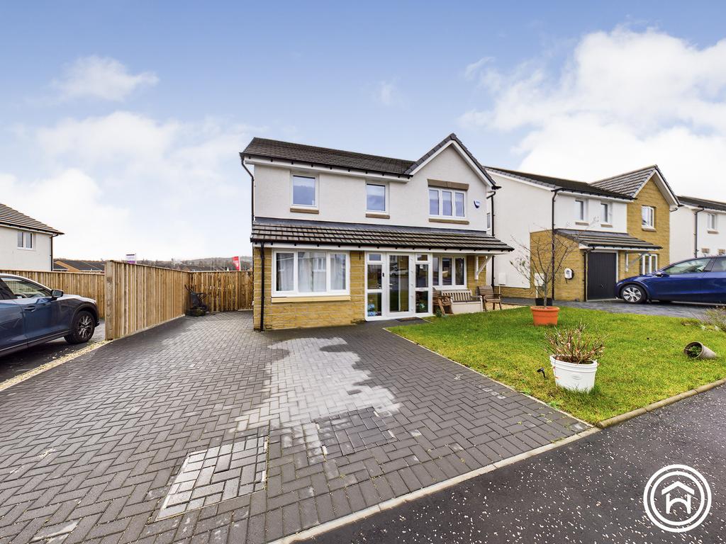 Lapwing Drive, Cambuslang, Glasgow, G72 4 bed detached house £295,000
