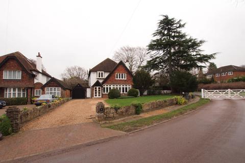 64 The Green, Epsom, KT17 3JJ