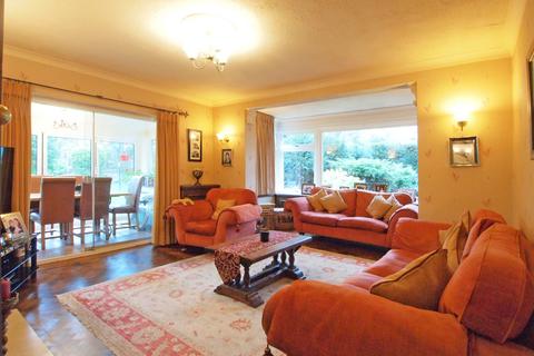 64 The Green, Epsom, KT17 3JJ