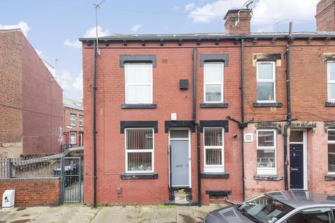 8 Thornville Avenue, Leeds, LS6 1JS