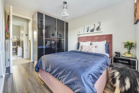 5 Briarwood Close, Feltham, TW13 4QL