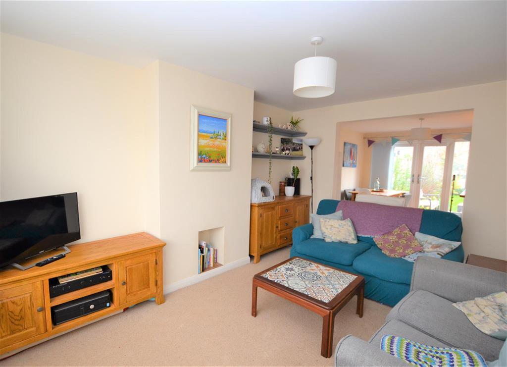 Caernarvon Road, Cheltenham, GL51 3JR 3 bed semidetached house £360,000