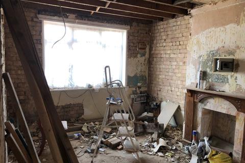 54 Wheatfield Road, Northampton, NN3 2ND