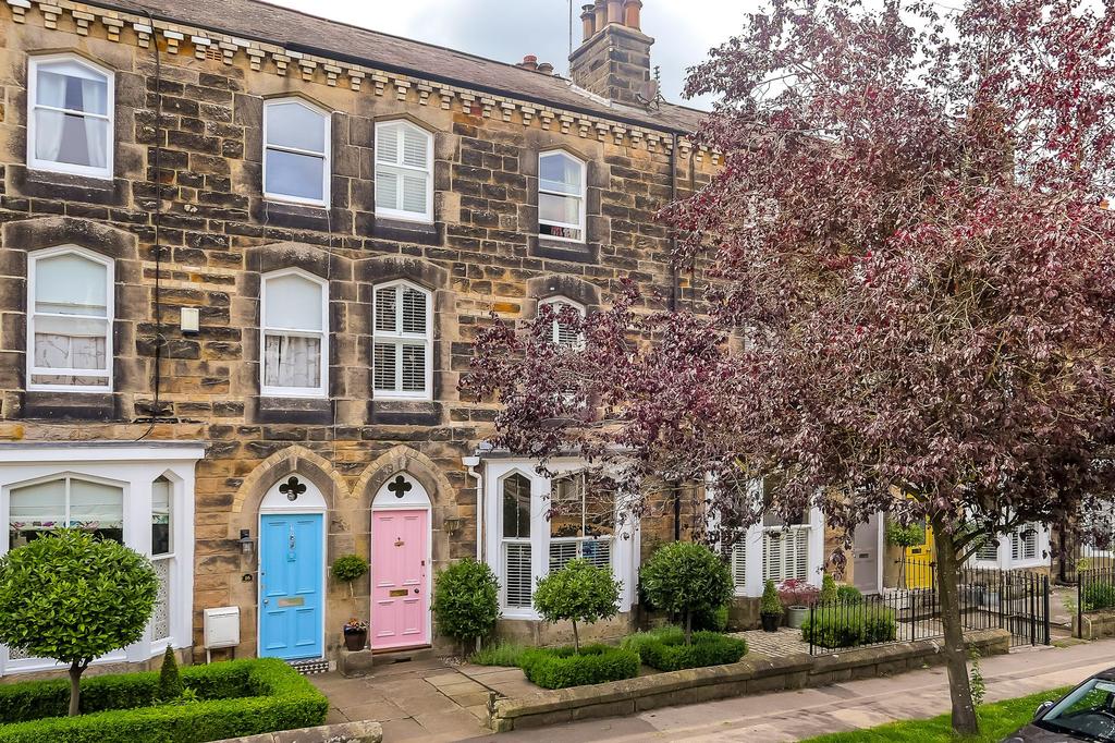 West End Avenue, Harrogate, HG2 3 bed terraced house £650,000