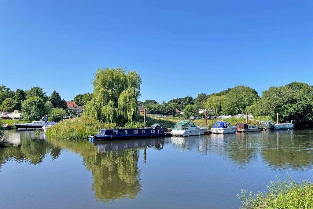 Waterside, Boroughbridge, YO51 2 bed property £318,500