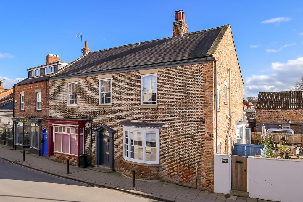 Horsefair, Boroughbridge, YO51 6 bed semidetached house £750,000