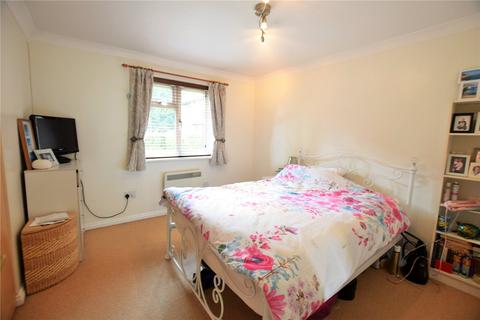 2 bedroom maisonette to rent, Wyvern Close, Bracknell, Berkshire, RG12