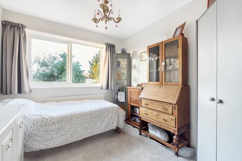 54 Sunmead Road, Sunbury-on-thames, TW16 6PE