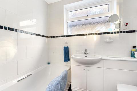 54 Sunmead Road, Sunbury-on-thames, TW16 6PE