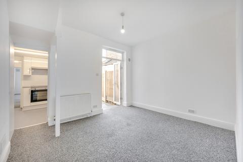 2 bedroom flat for sale, Howbury Road,  London, SE15