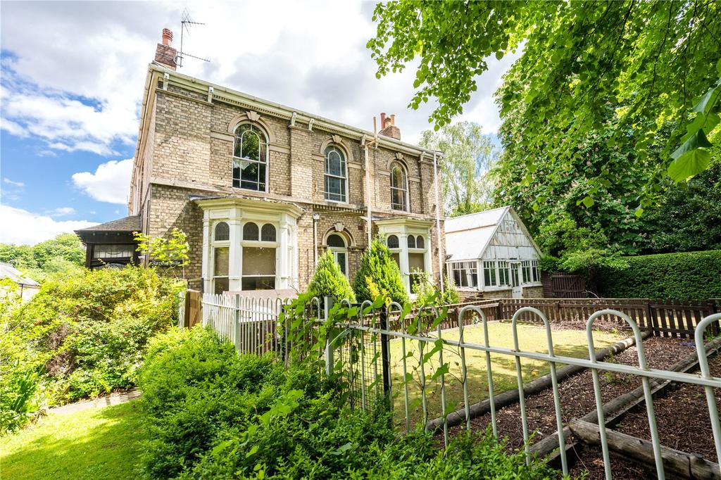 Bargate, Grimsby, DN34 Office £450 pcm (£104 pw)