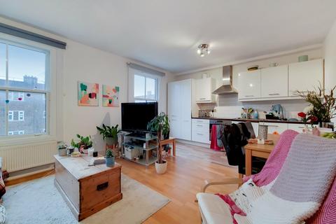 2 bedroom flat for sale - Lorne Road, London N4