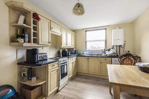 30 Avington Grove, London, SE20 8RY