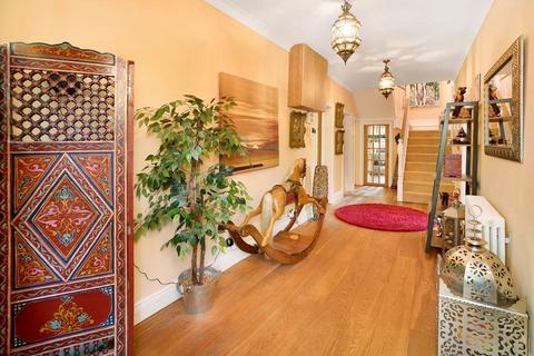 Cedars House Cedars Road, Torquay, TQ1 1SB