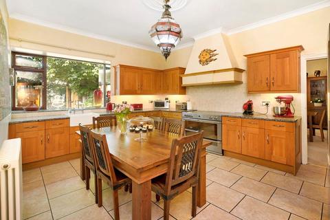 Cedars House Cedars Road, Torquay, TQ1 1SB